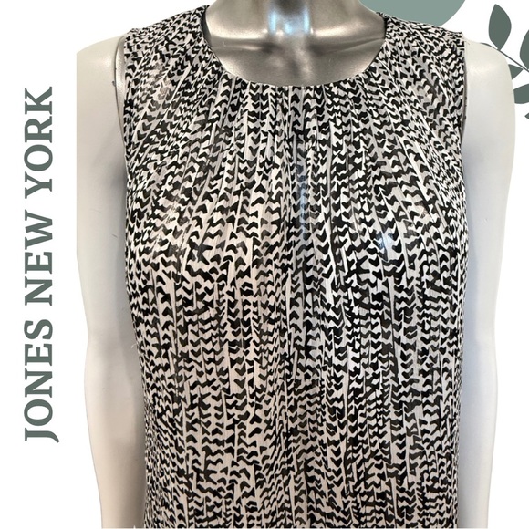 🛍️3/$40 Jones New York Black White Abstract Print Sleeveless Top  Size 8 - Picture 5 of 7